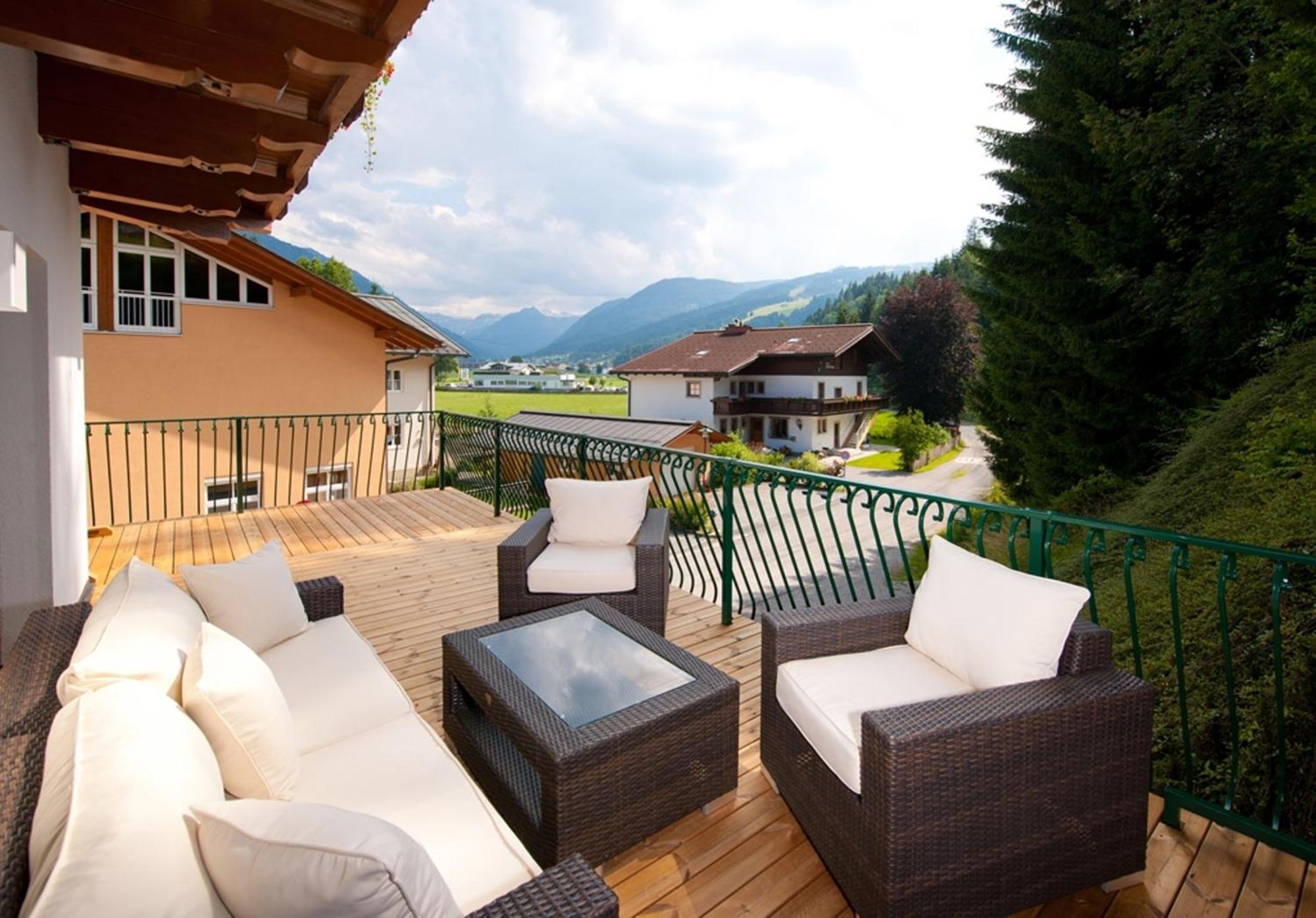 Familienhotel Felsenhof Flachau Exterior photo